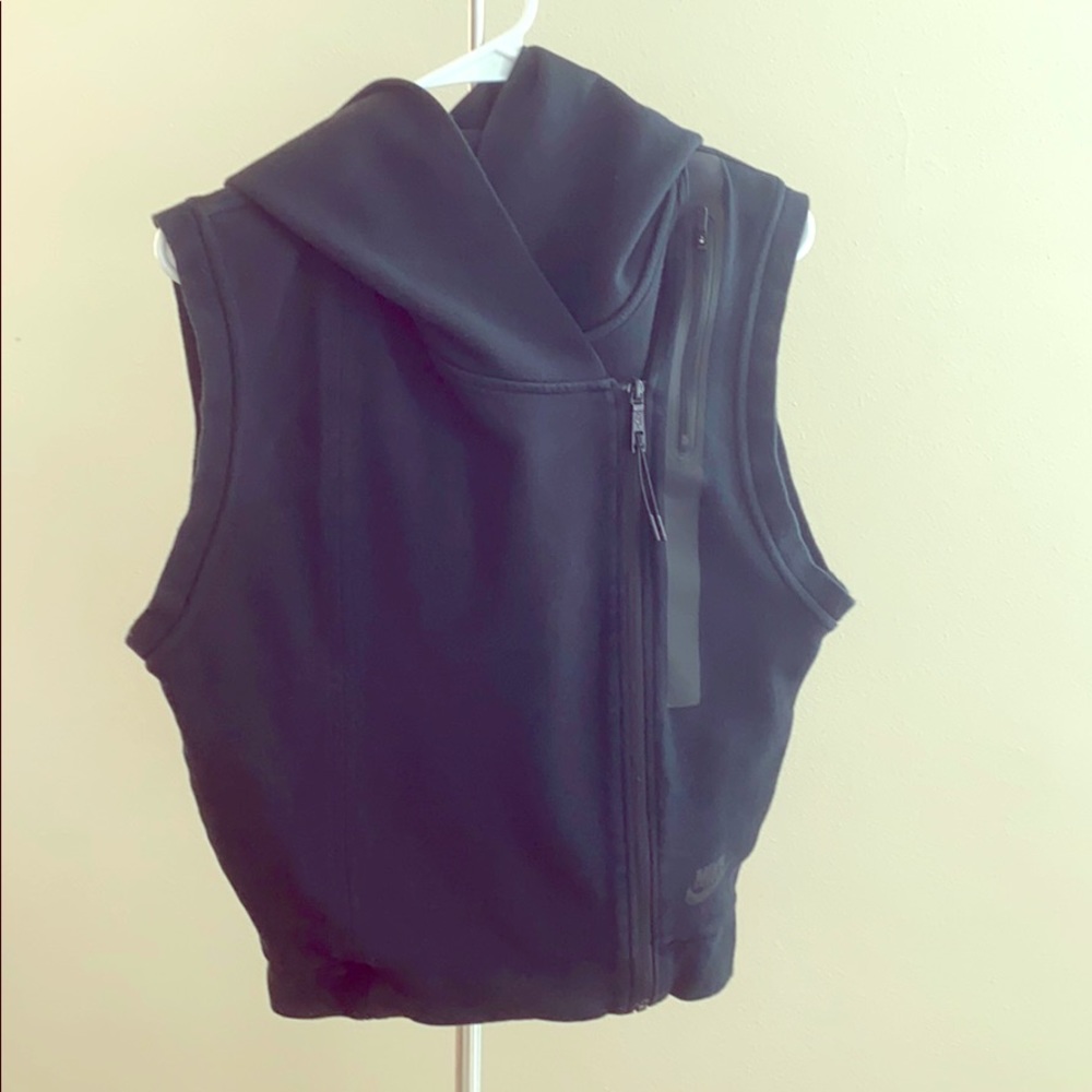 Nike Women’s Sleeveless Hooded Zip-Up (sz XS)